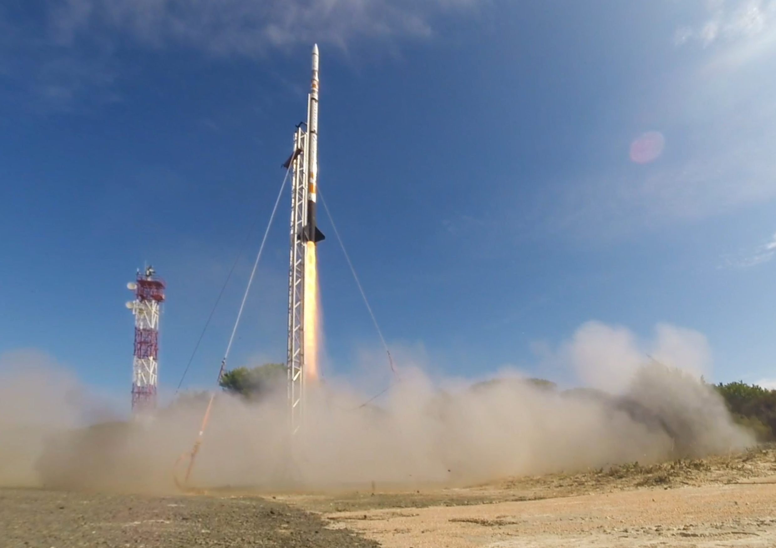 Fig11 - Stratos lift-off-min.jpg